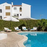 - Pool & Garden * Λάγος