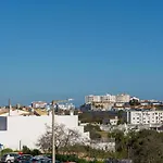 Βίλα - Pool & Garden Λάγος