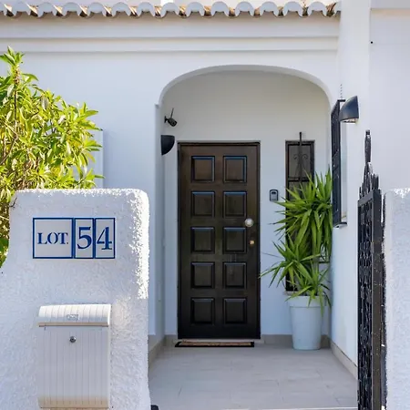 Vila - Pool & Garden *