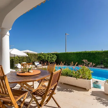 - Pool & Garden Villa *